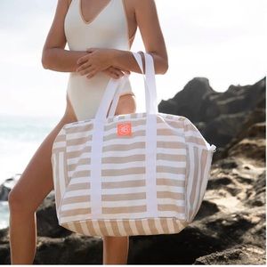 NWT Travel Duffle Bag - Las Bayadas - tan & white striped!